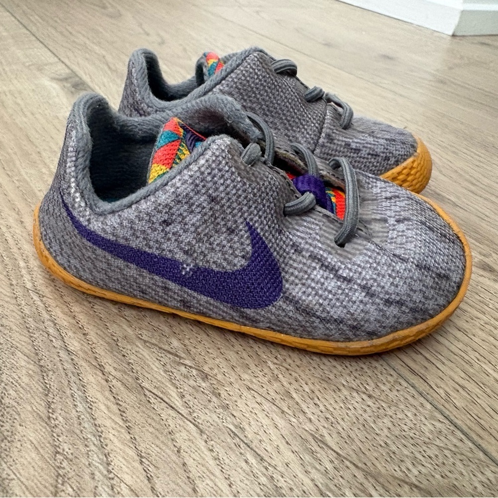 Nike Baby Shoes Gray w Gum Sole – Size 3C–4C (Est.) Soft Sole